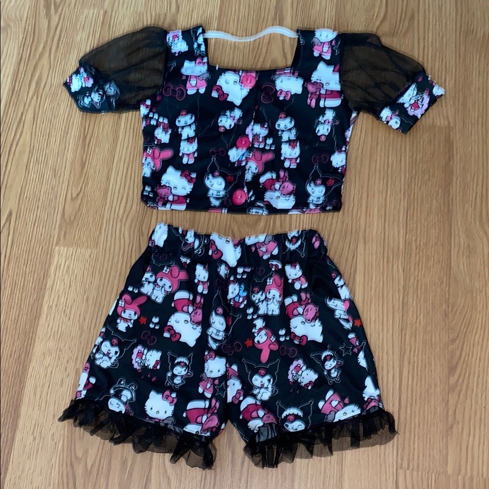 Black and Pink Cartoon Print Outfit